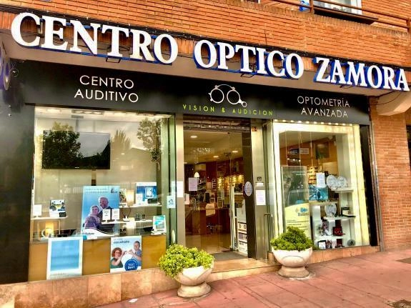 ÓPTICA ZAMORA