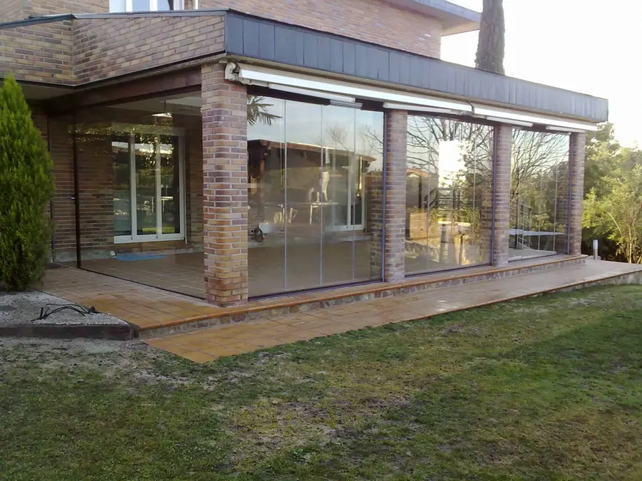 OFERTA EN CERRAMIENTOS DE CRISTAL