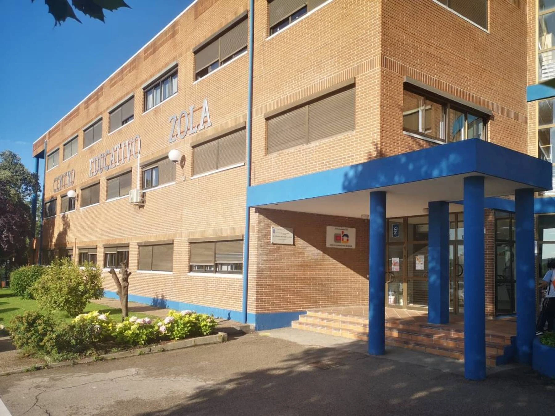 COLEGIO ZOLA VILLAFRANCA - Colegios Concertados