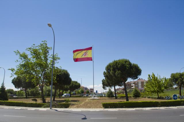 Aprobada una moción del PP de Boadilla en defensa de los símbolos nacionales