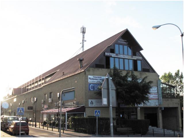
                                                    APB se opone a la instalación de dos antenas de telefonía en zonas habitadas