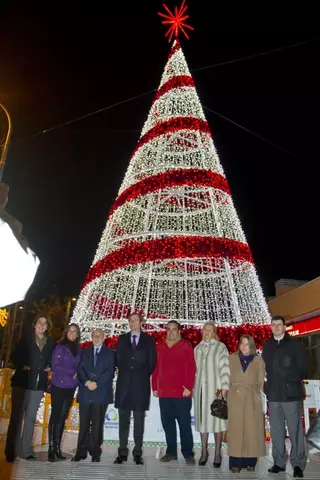 El encendido de las luces inicia la programación navideña en  Boadilla del Monte