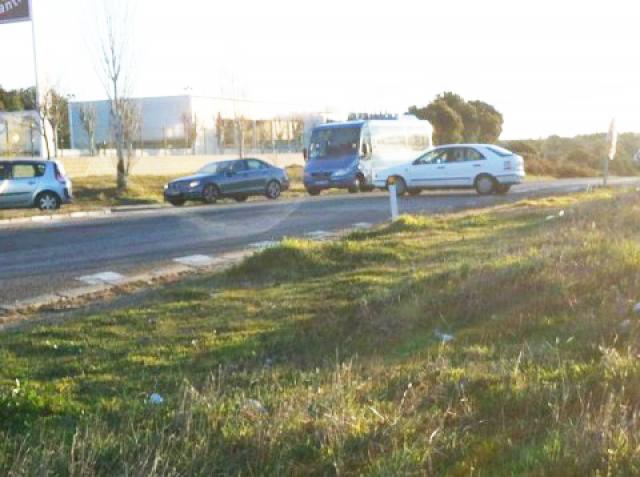 UPyD pide la construcción de una rotonda en la carretera de Brunete a la altura del Colegio Mirabal Infantil