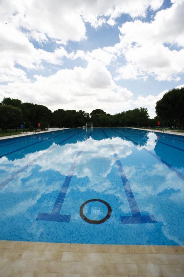 
                                                    Desde el 1 de junio está abierto el servicio de Piscinas de Verano del Complejo Deportivo Municipal