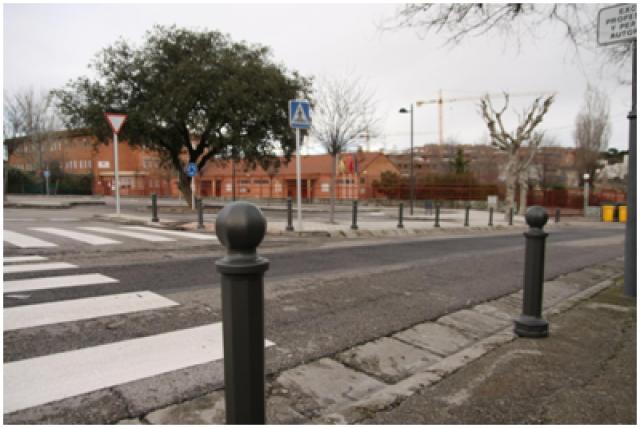 EQUO reclama al Ayuntamiento el aumento de plazas de aparcamiento en torno al CEIP José Bergamín