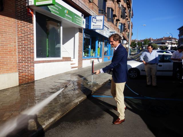 Comienza la operación especial de limpieza en Boadilla del Monte