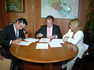 EL Ayuntamiento y la Universidad San Pablo-CEU firman un acuerdo de colaboración