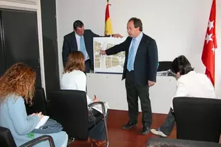 El alcalde presenta el proyecto básico de la estación de autobuses con intercambiador de transportes de Boadilla