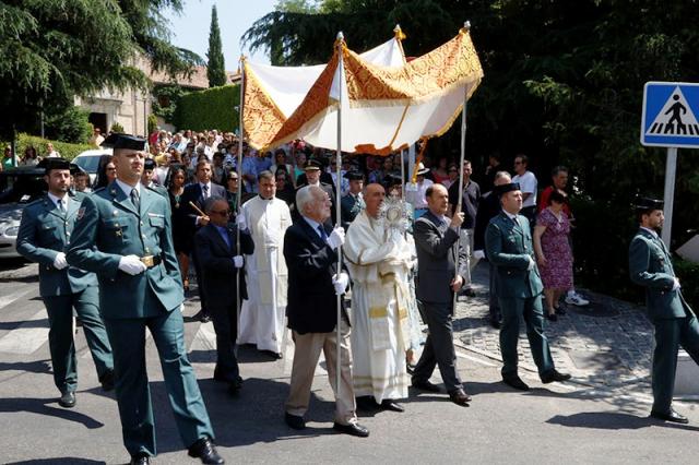 Boadilla celebró el Corpus Christi con celebraciones litúrgicas en el casco histórico y el sector B