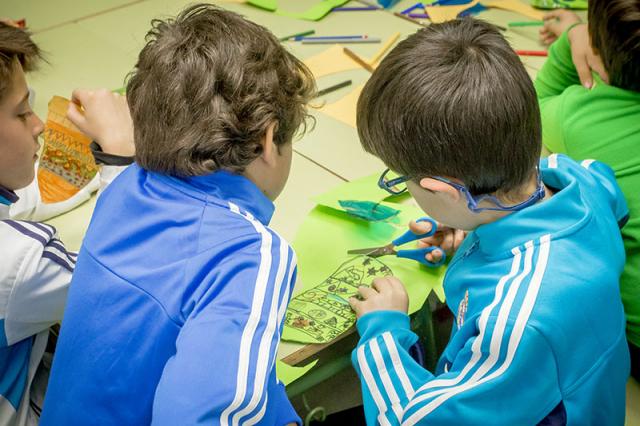 178 niños participan en el Campamento en Inglés en Días no Lectivos que acoge el colegio Teresa Berganza