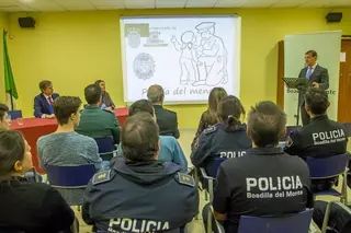 Boadilla pone en marcha la Unidad de Policia del Menor