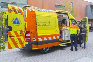 La red de emergencias incorpora una UVI móvil con la más moderna equipación médica