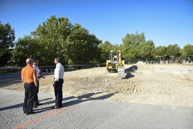 La Operación Asfalto incluye los aparcamientos ecológicos de Residencial Las Eras