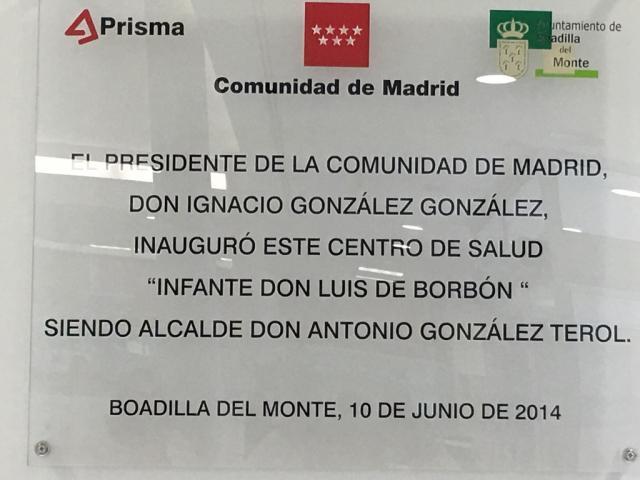 
                                                    El PSOE de Boadilla solicita que se retiren las placas del ex-presidente Ignacio González