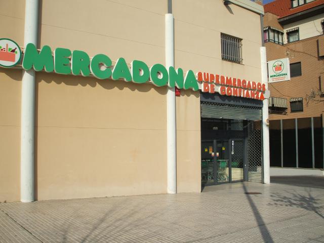 La Guardia Civil no halla pistas de María Piedad en el supermercado