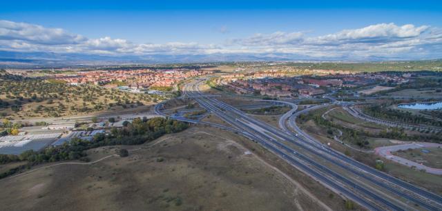 
                                                    Finalizado el proyecto para ampliar a tres los carriles de la M-50 a su paso por Boadilla