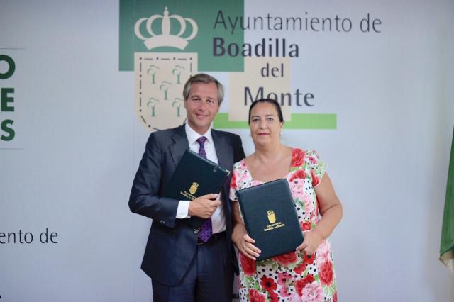 El Ayuntamiento de Boadilla renueva el convenio con la Asociación Víctimas del Terrorismo