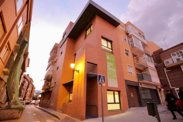 
                                                    La biblioteca José Ortega y Gasset y las dos salas de lectura abrirán todos los días de la semana hasta el 27 de junio