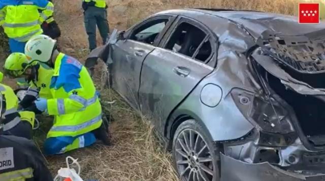 
                                                    El conductor de un vehículo fallece en un accidente de tráfico en la M-503 a la altura de Villanueva de la Cañada