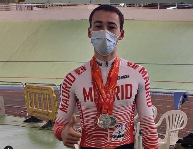 El boadillano Jaime Andrés, ciclista paralímpico, busca el apoyo vecinal para optar a una beca deportiva