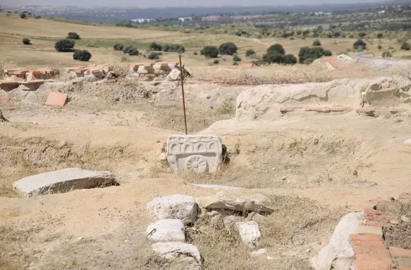 Jornada de puertas abiertas a la excavación del Cerro de San Babilés