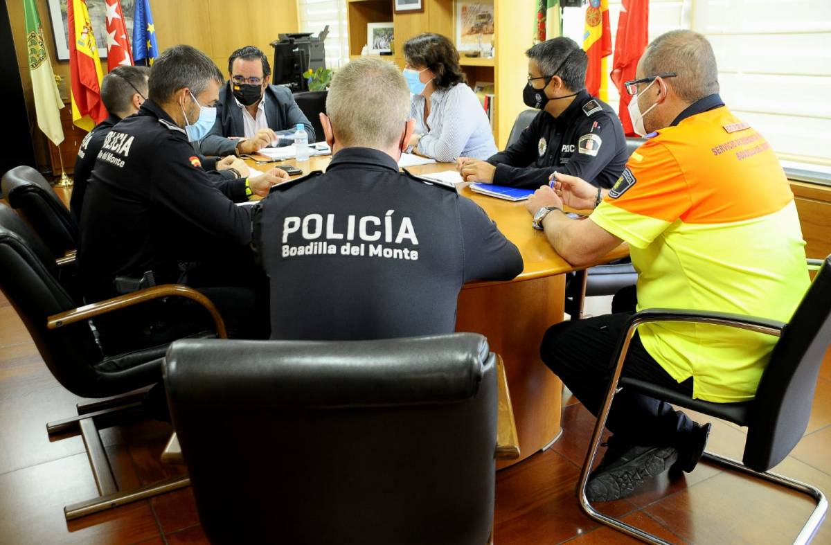 
                                                    Boadilla pone en marcha un dispositivo especial de seguridad este fin de semana