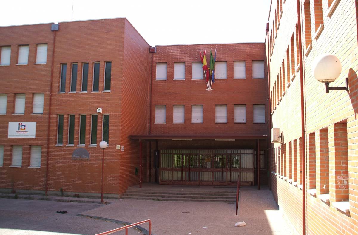 El IES Profesor Máximo Trueba celebra su Jornada de Puertas Abiertas 