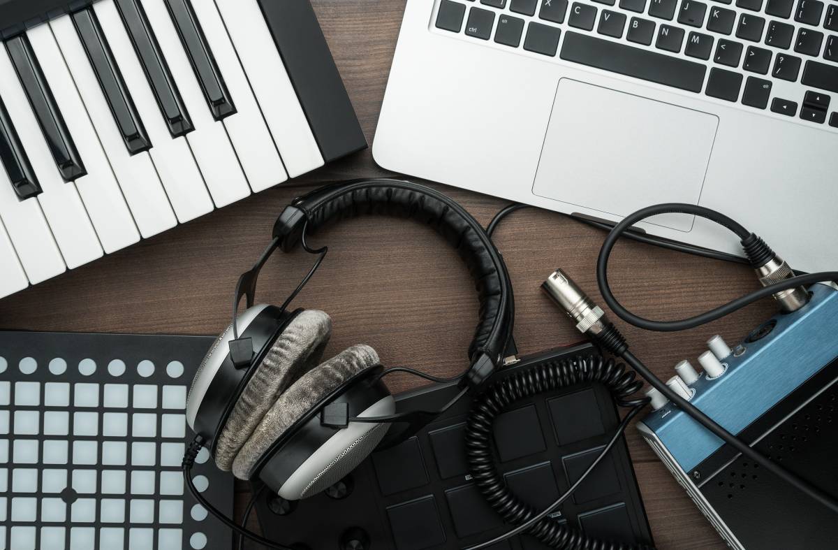 Boadilla ofrece a los jóvenes un curso gratuito de producción musical