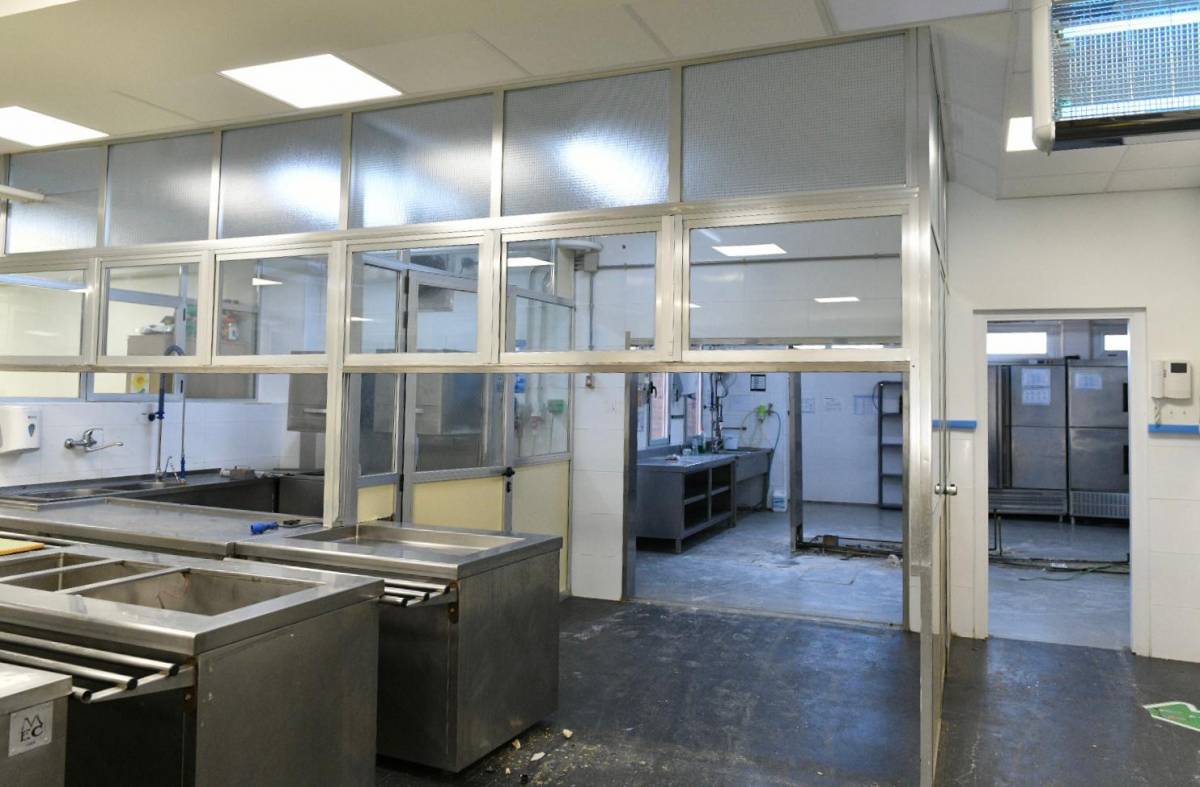 El Ayuntamiento invertirá cerca de 600.000 euros en mejorar las escuelas infantiles y colegios públicos este verano
