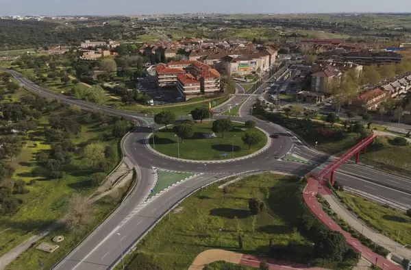 'Zona de Bajas Emisiones' y actuaciones para paliar los atascos en horas punta, en el nuevo Plan de Movilidad Urbana de Boadilla del Monte