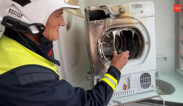 El incendio de una secadora deja dos heridos en una vivienda de Boadilla