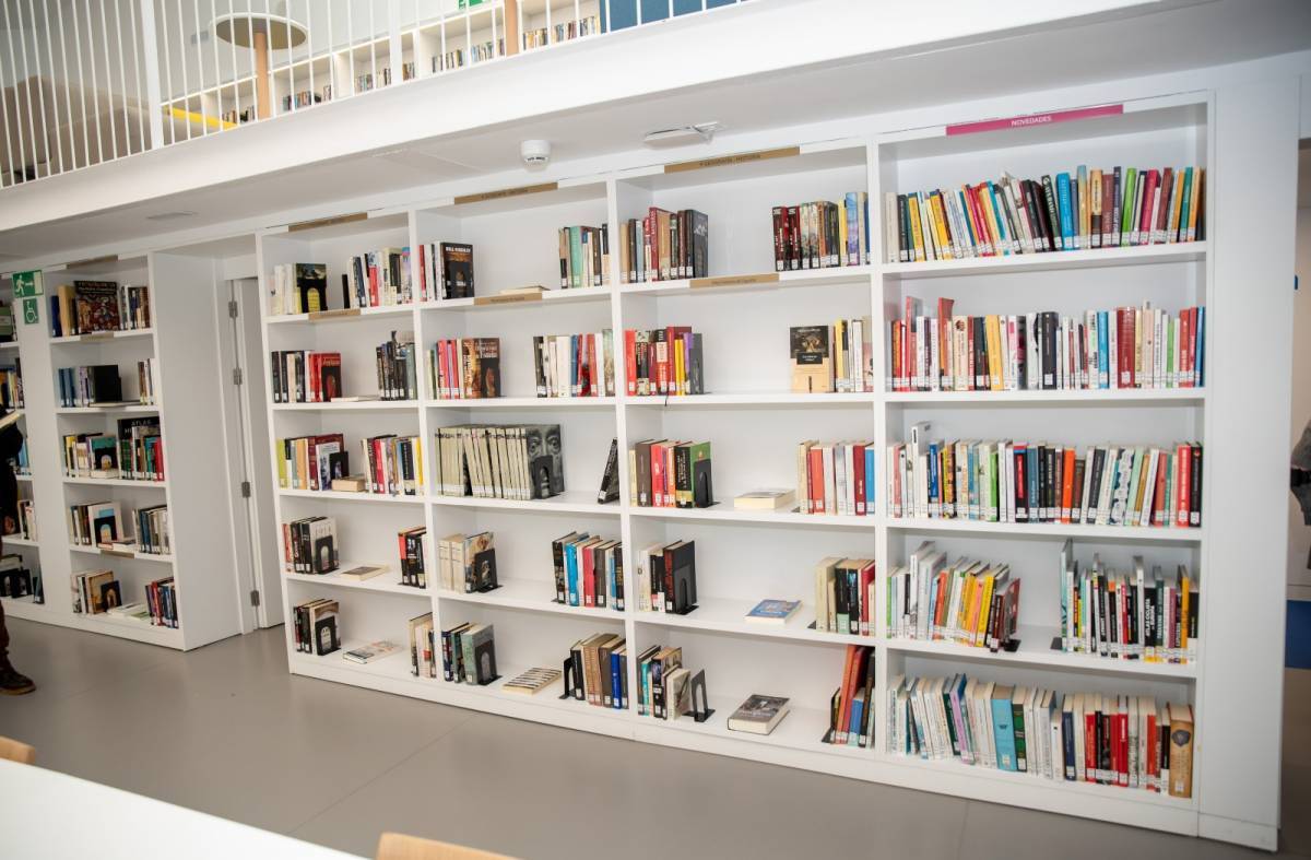 
                                                    El Ayuntamiento de Boadilla destinará 72.800 euros a la compra de libros para las bibliotecas en 2023
