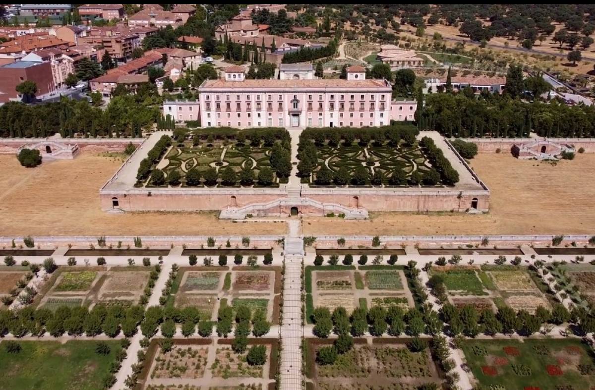 El espectacular entorno del Palacio de Boadilla a vista de dron 