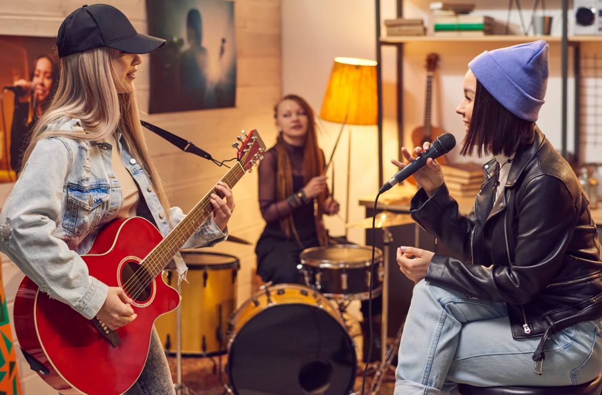 Equinoccio busca grupos de música locales para actuar en directo en el Centro Comercial