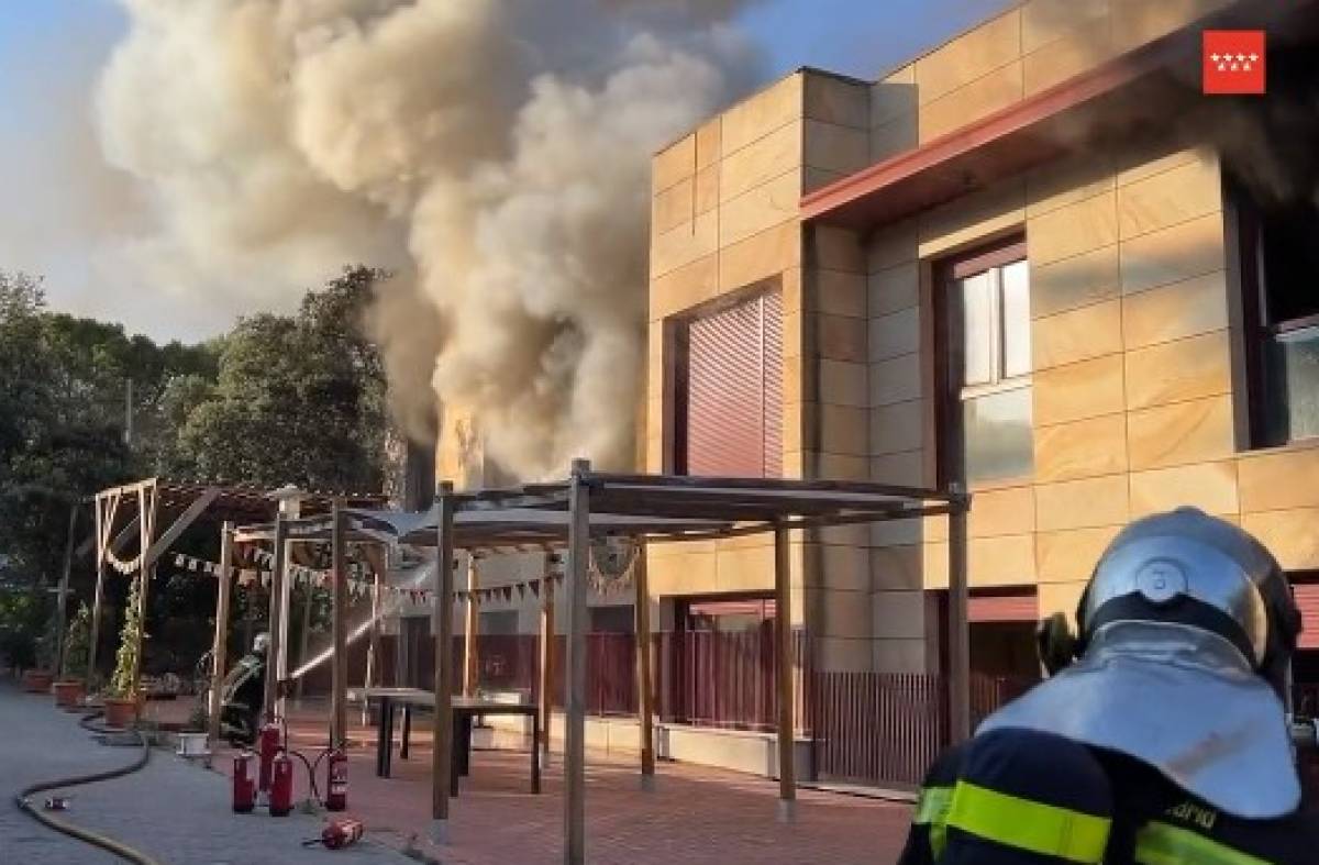 Una víctima mortal y 10 intoxicados en el incendio de una residencia de personas con discapacidad