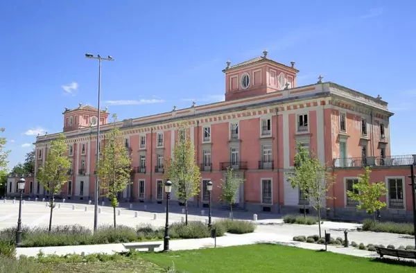 El Palacio de Boadilla acoge la Escuela Internacional de Verano 2024 de la UPM con actividades abiertas al público