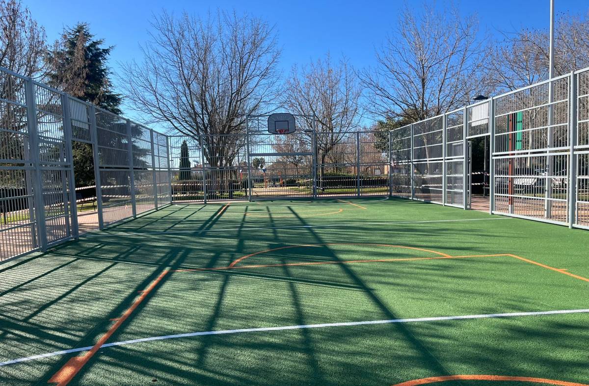 Nueva pista multideportiva para el parque Sofía de Grecia de Boadilla