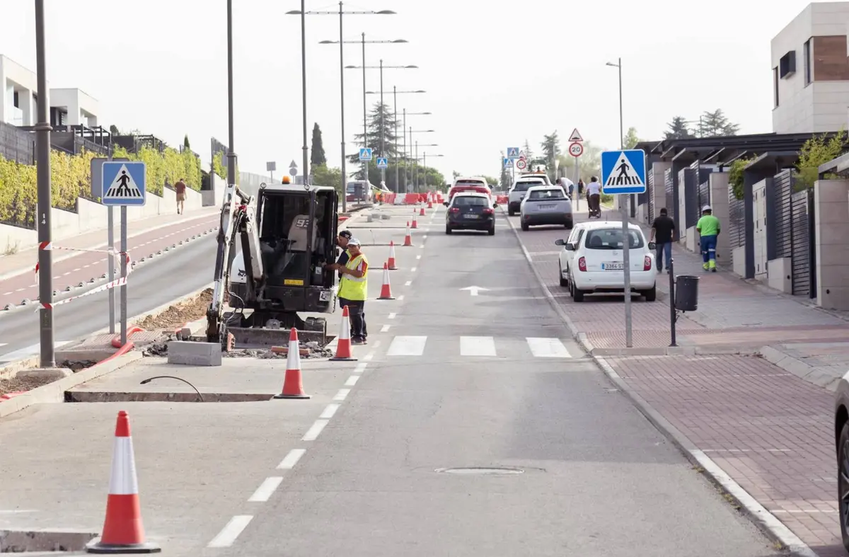 En marcha las obras de reordenación de la calle Méndez Núñez, en Cortijo Sur de Boadilla