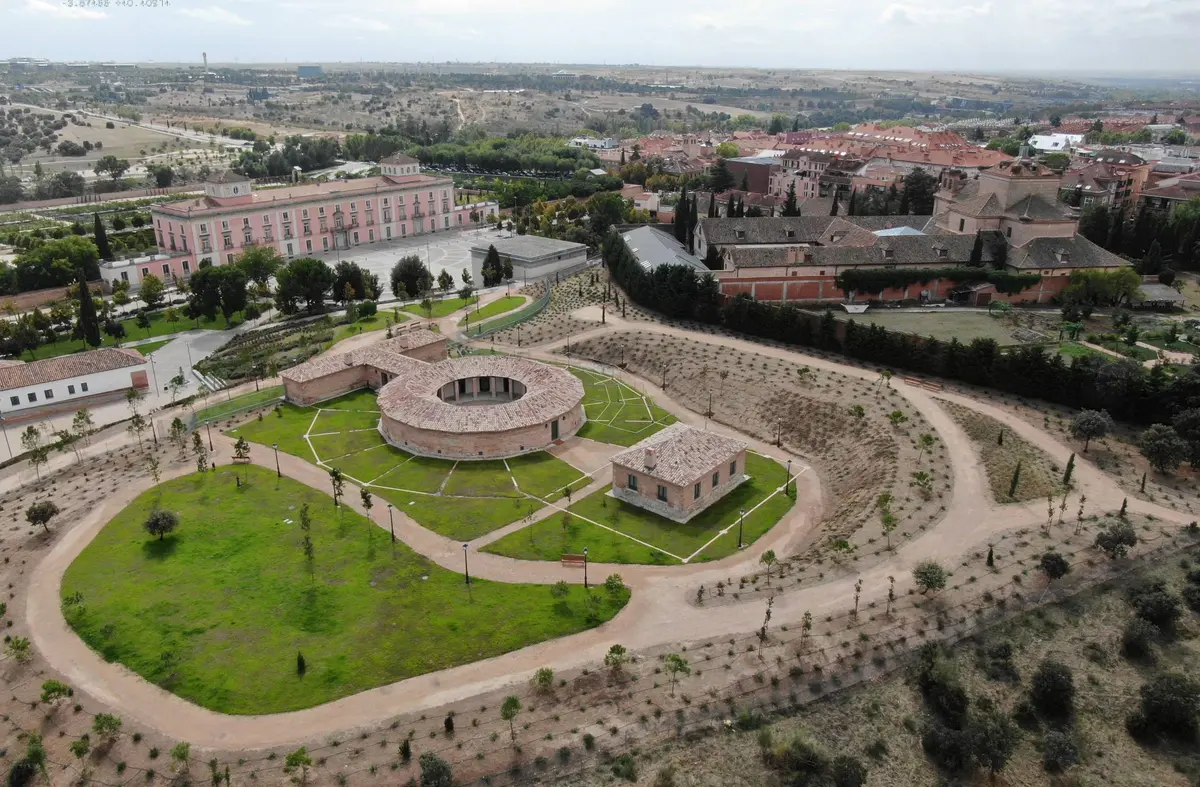 Cuentos, cantos, moda y creatividad: la Casa de Aves de Boadilla estrena su programa de actividades gratuitas 