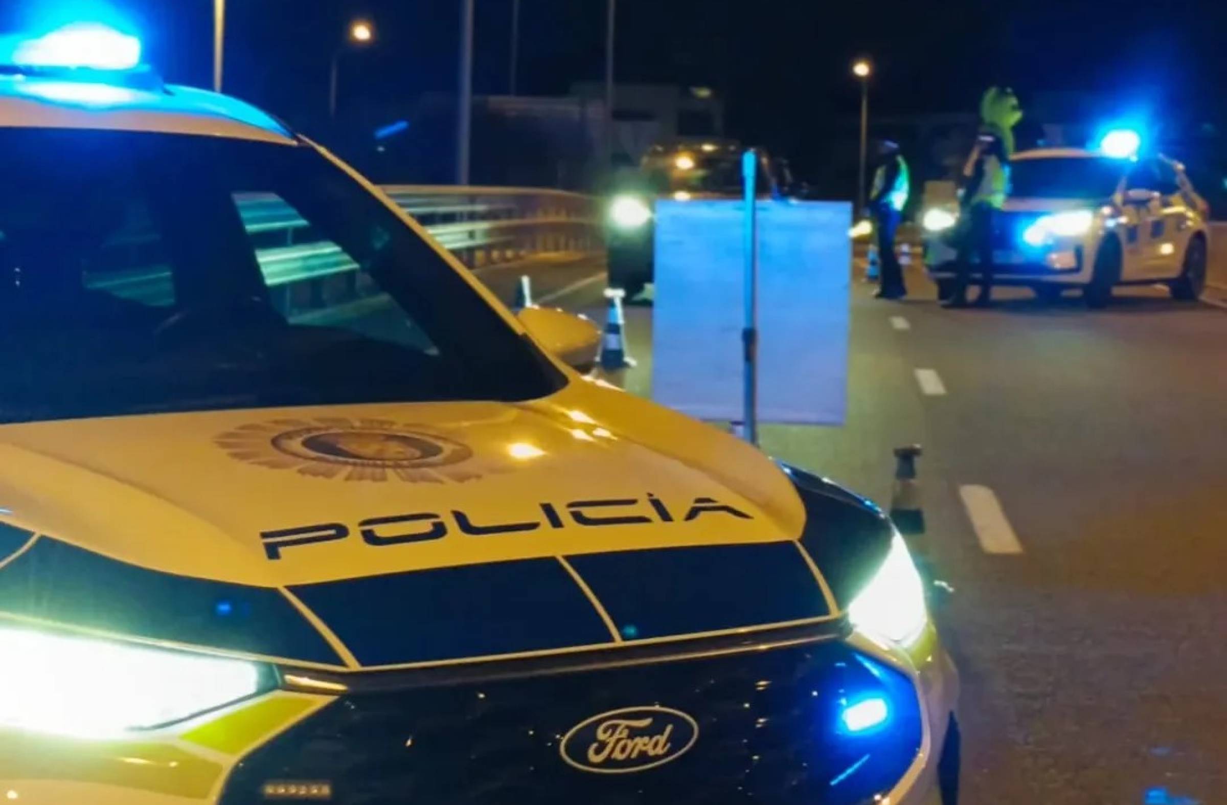 Un agente de la Policía Local de Boadilla salva la vida de una bebé de 11 meses