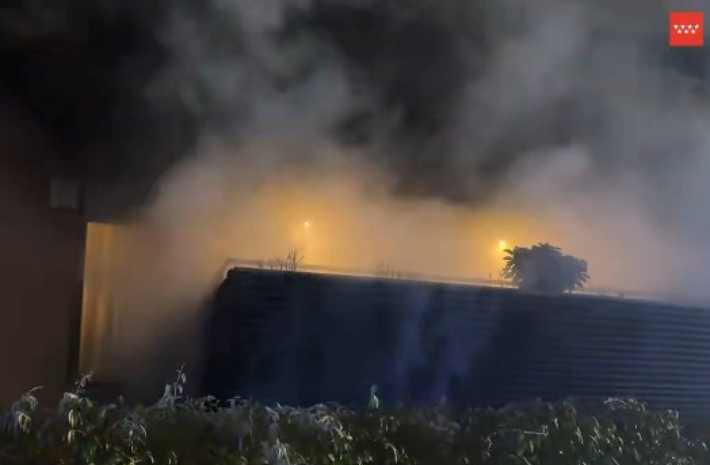 
                                                    El incendio de una vivienda de Boadilla deja en estado crítico a una madre y a su hijo menor de edad