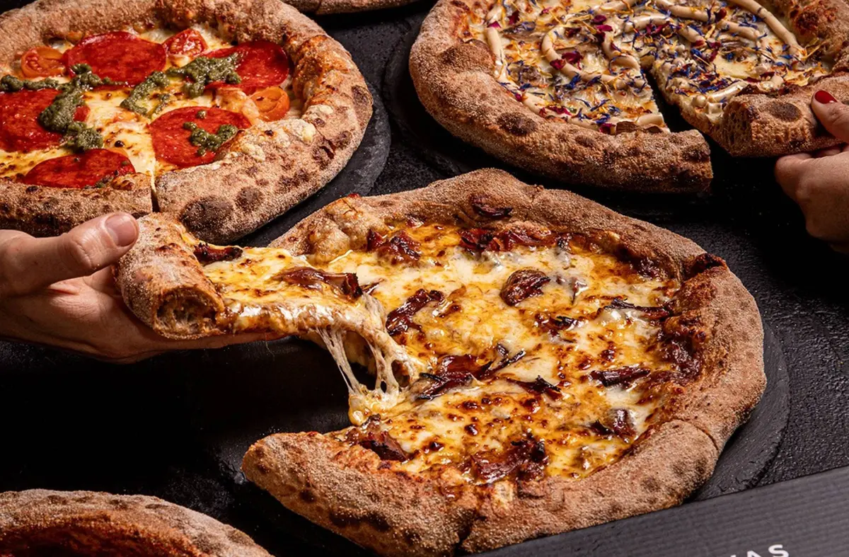 Telepizza Boadilla regala porciones de sus nuevas recetas de pizza con masa madre este martes