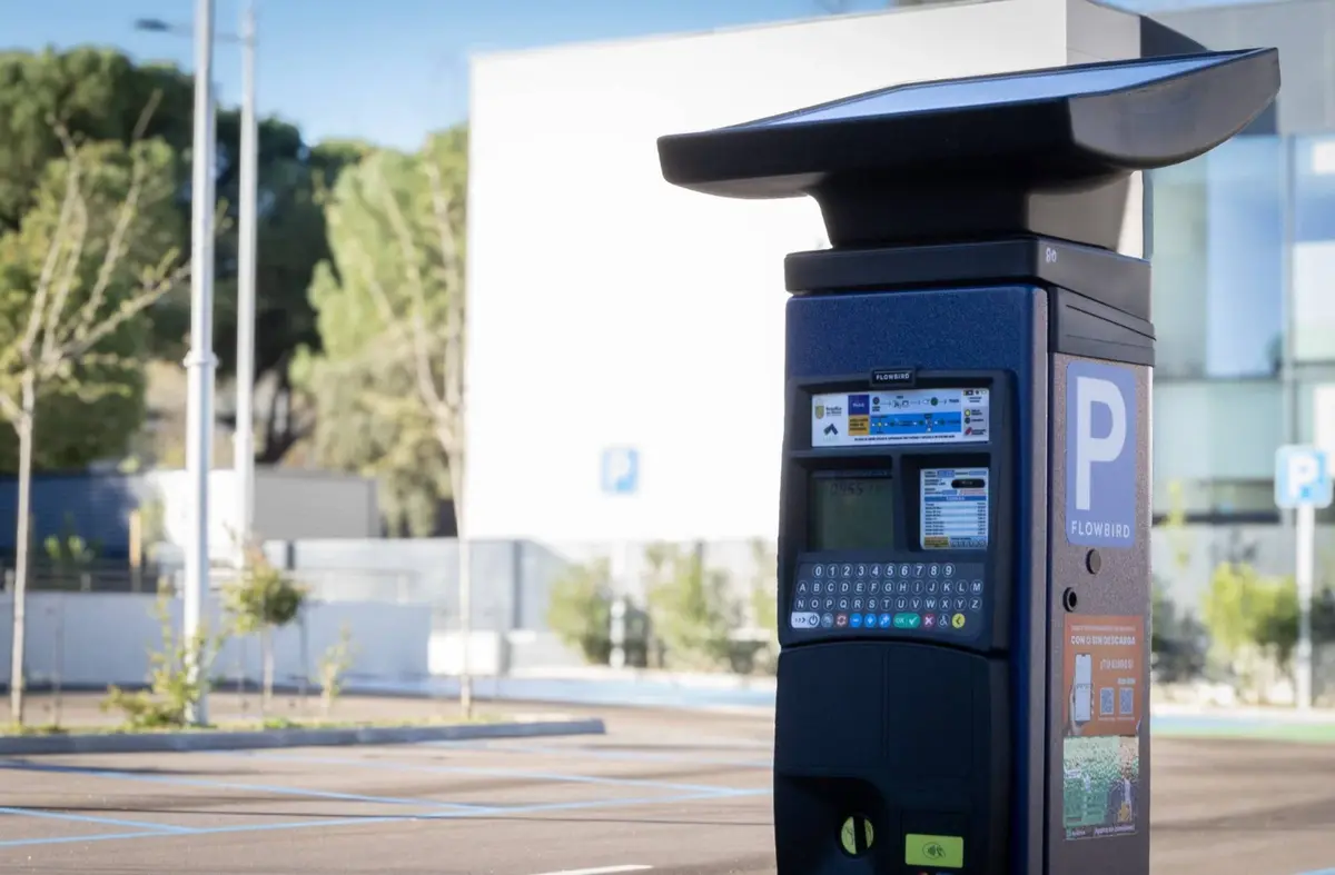 La zona azul de Boadilla se amplía a la Avenida de España y al nuevo aparcamiento de HM Montepríncipe
