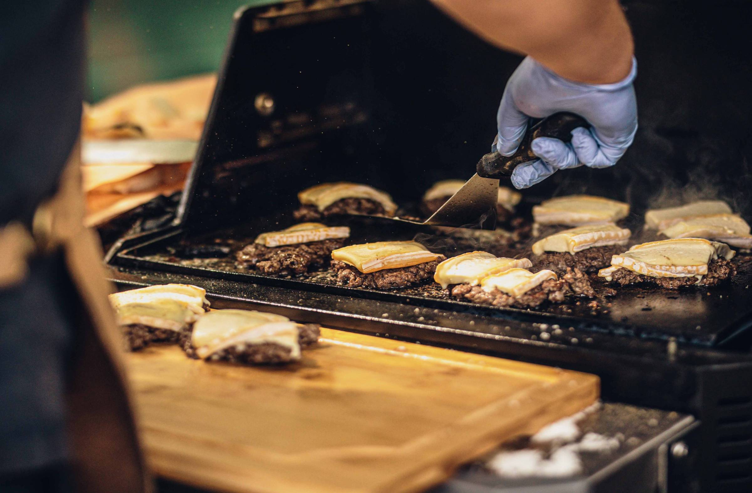 
                                                    Fire Master Festival 2026: Boadilla se convierte en la gran capital del fuego, la carne y la gastronomía internacional