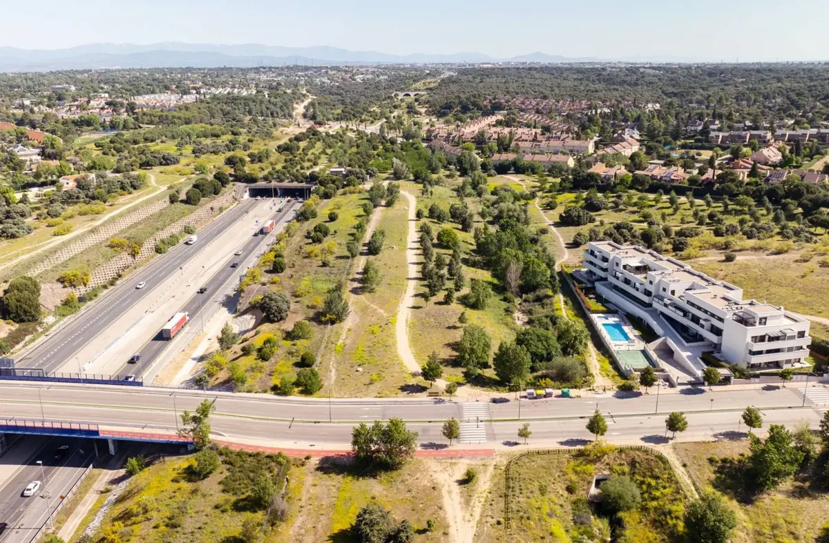 
                                El Ayuntamiento de Boadilla acometerá obras de mejora en el parque lineal de Norte Encinar                                    
