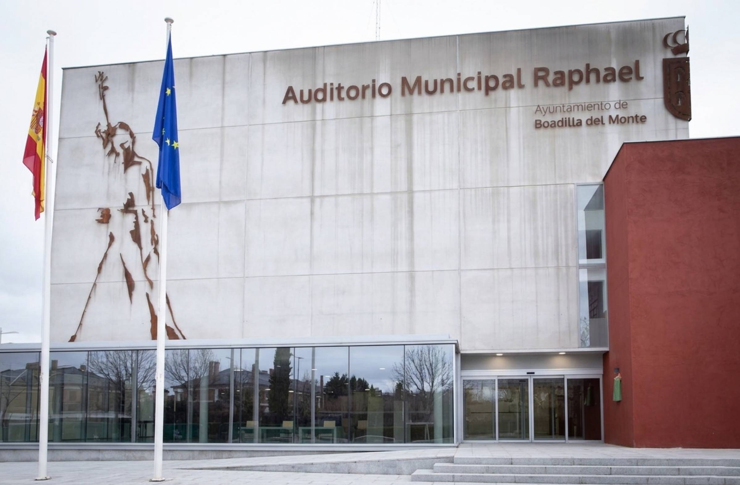 
                                                    El Auditorio Municipal Raphael acogerá en junio los conciertos de fin de curso de la Escuela de Música y Danza