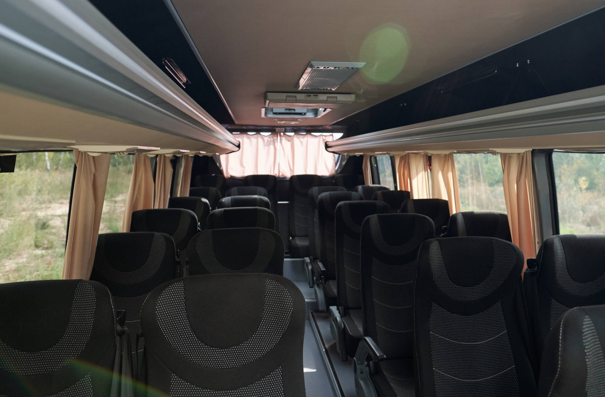 
                                                    El Ayuntamiento de Boadilla habilita autobuses gratuitos para asistir a los actos del Papa: cómo conseguir plaza