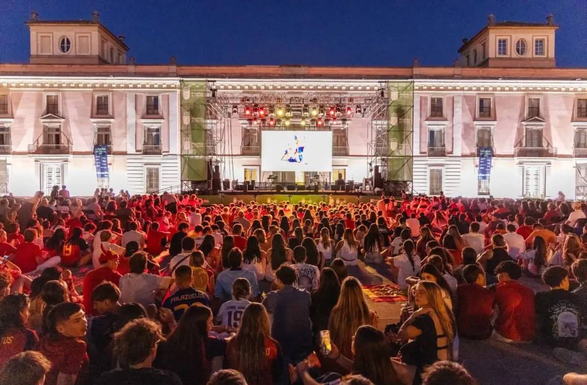     Boadilla del Monte instala una pantalla gigante para ver el España-Portugal del Mundial