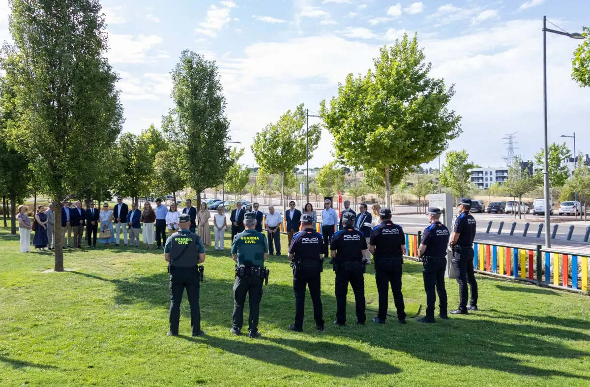     Boadilla rinde homenaje a Miguel Ángel Blanco en el 29º aniversario de su asesinato a manos de ETA
