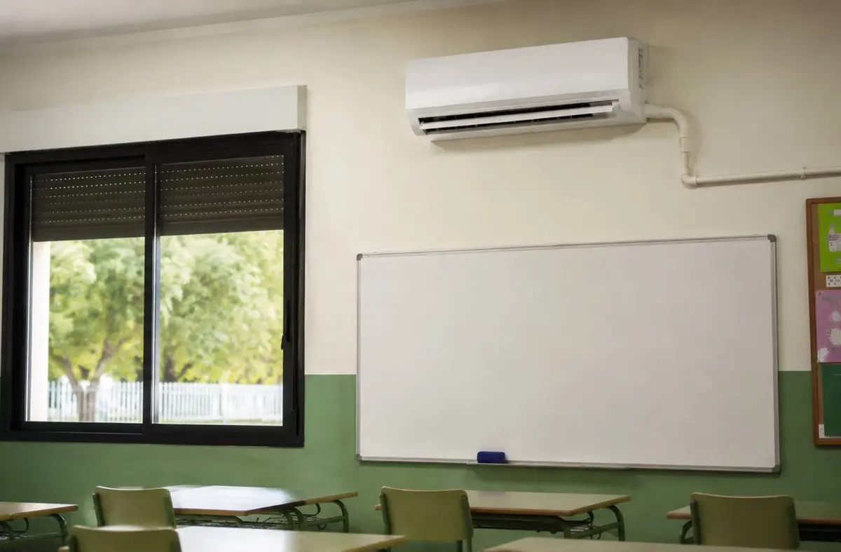     El PSOE de Boadilla reclama priorizar la climatización de los colegios públicos frente a las bonificaciones a centros privados